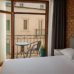 Utarit Hotel